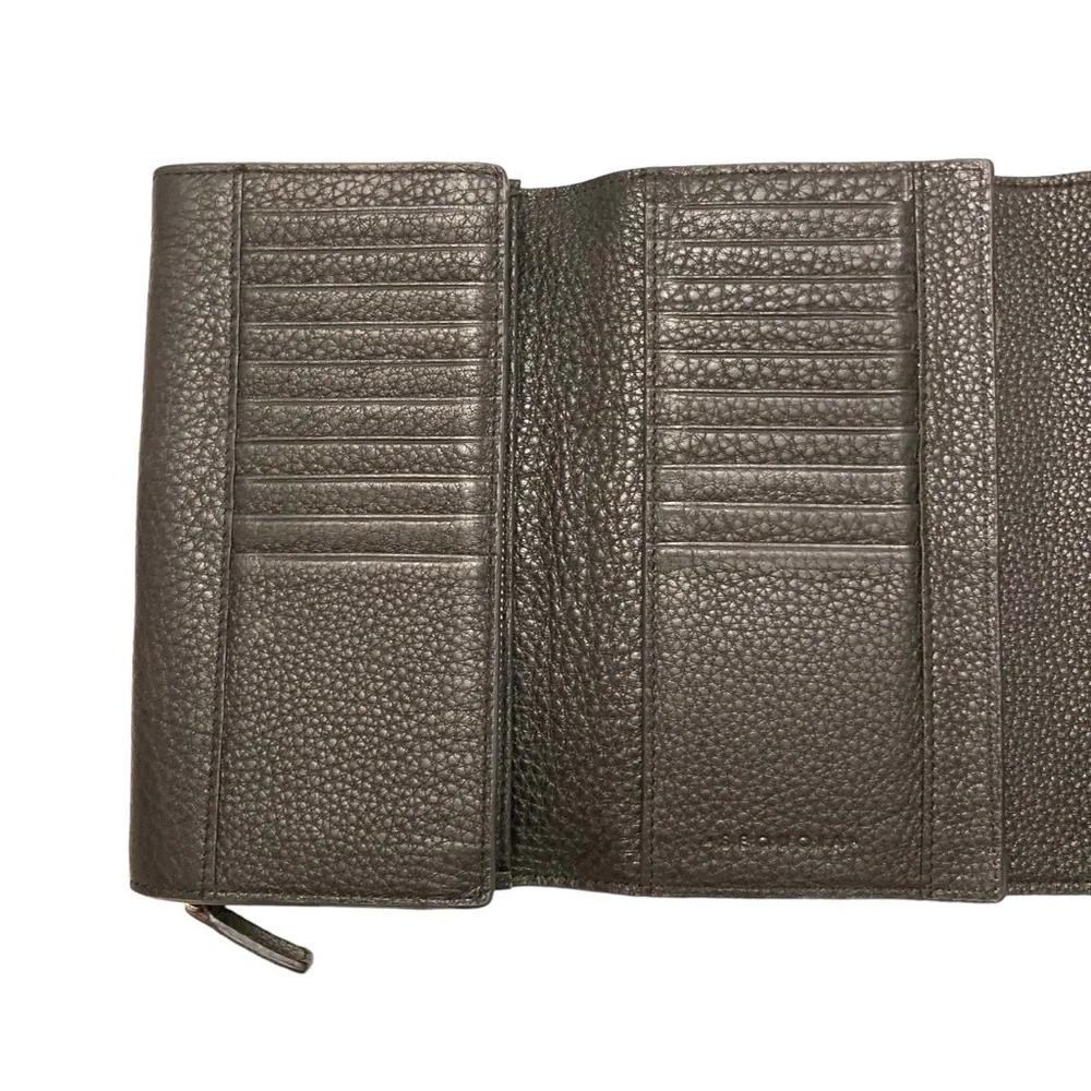 Suquoia black leather clutch wallet